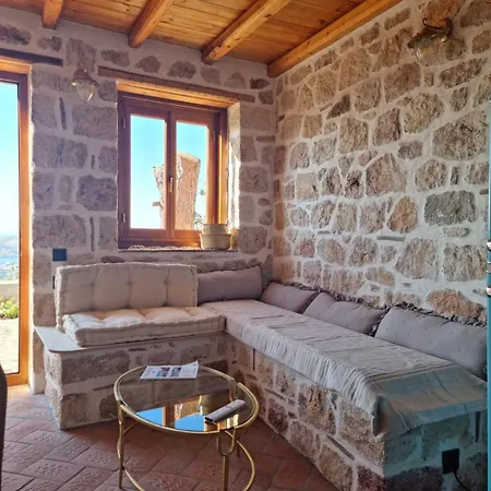 Villa The Cave Of Heart